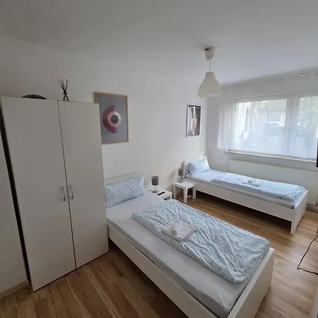 Mit Wintergarten - Knielingen Industriepark * Karlsruhe