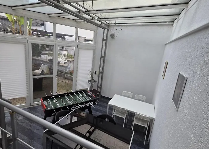 Апартаменты Mit Wintergarten - Knielingen Industriepark